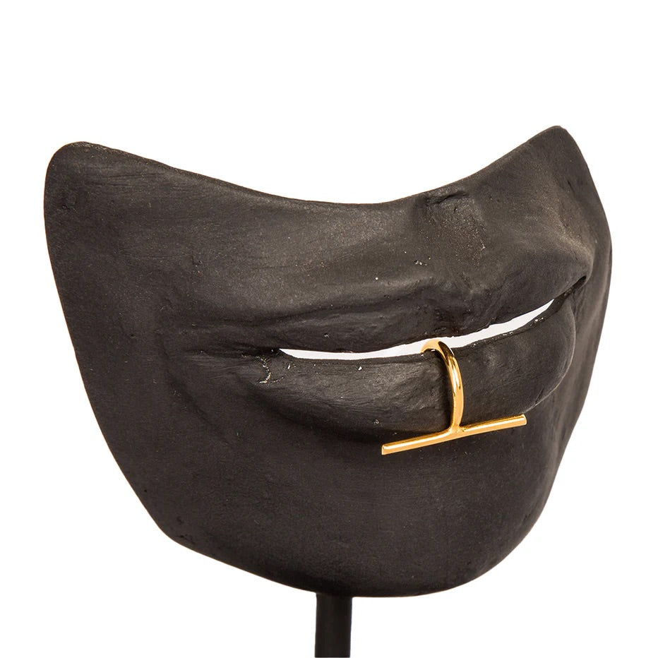Adele Dejak - AFRO-NALA lip jewelry