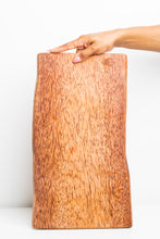 Load image into Gallery viewer, Planche-à-découper-bois-de-coco-LittleAfrica