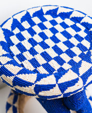 Charger l'image dans la galerie, Tabouret-perle-Bamileke-Cameroun-LittleAfrica