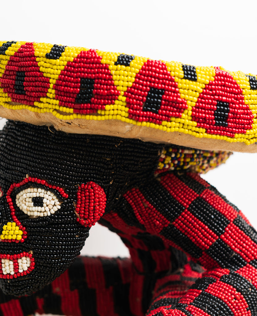 Tabouret-perle-Bamileke-Cameroun-LittleAfrica