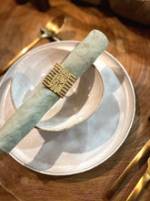 Load image into Gallery viewer, Rond-serviettes-de-table-en bronze-Success-LittleAfrica