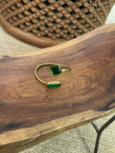 Laden Sie das Bild in den Galerie-Viewer, Handgefertigte Armbänder