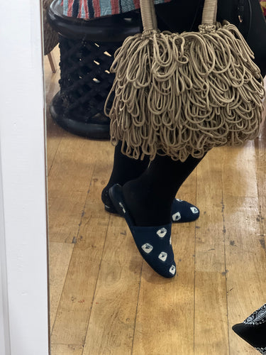 Vanhu Vamwe - Madhuve mini