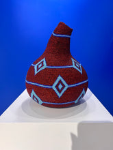 Cargar imagen en el visor de la galería, Fondation Gacha - Calebasses perlées