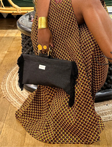 Laurence Airline- ivory baguette bag