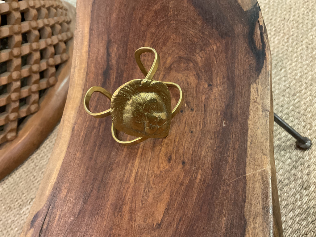 Handgefertigte Armbänder