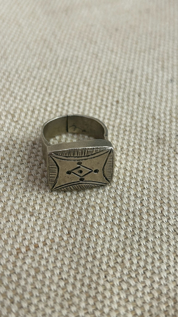 Jamtaan - Tuareg Tifinagh Silver Ring