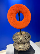 Carregar imagem no visualizador da galeria, Bracelets de pouvoir Bamiléké - Bronze et perles