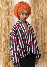 Laden Sie das Bild in den Galerie-Viewer, Laurence Airline- Lokoma Wax Puffer Bomber