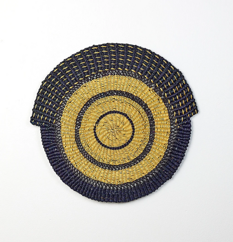 Golden Editions - Half-moon plate coaster