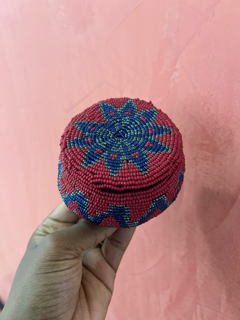 Gacha Foundation - Beaded Box with Lid, Size M
