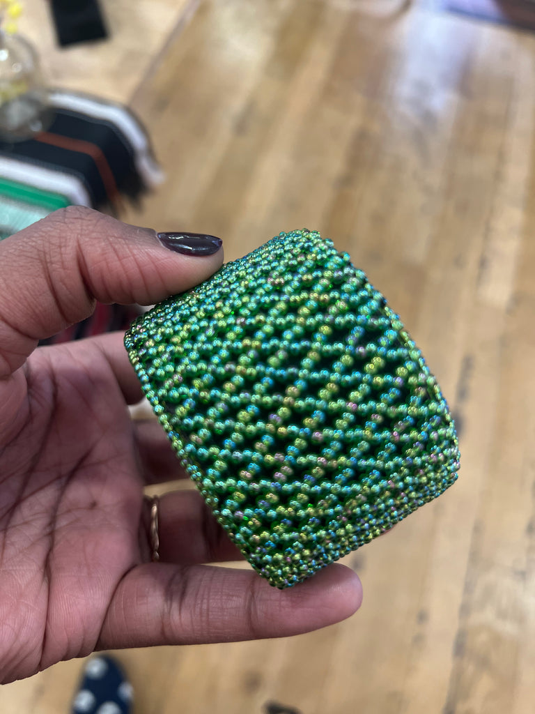 Perlenarmbänder – Gacha Foundation