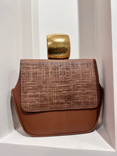 Load image into Gallery viewer, Wax Feel Creative - Wuna bag